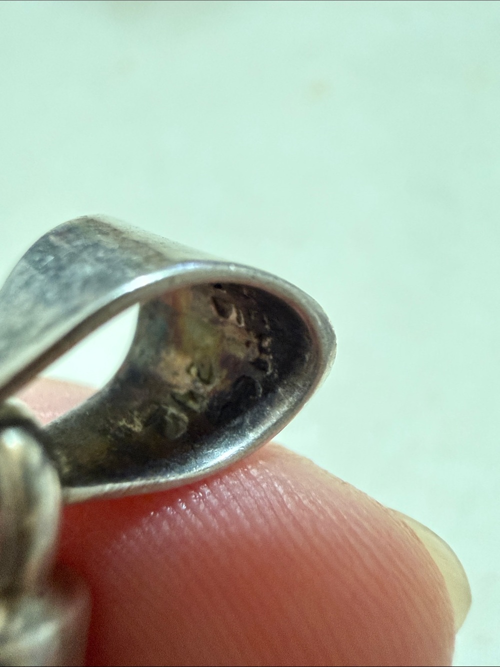 Vintage Sterling Silver925 Teardrop Pendant Necklace Meant to put purfume inside - Picture 8 of 12